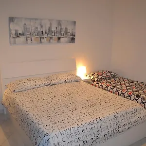 https://homenapoli.hotels-amalfi.com